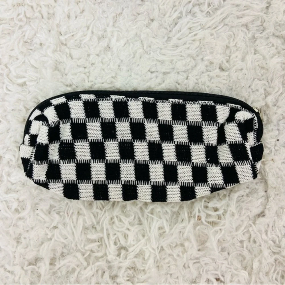 Unbranded Black and White knit Checkered pencil pouch